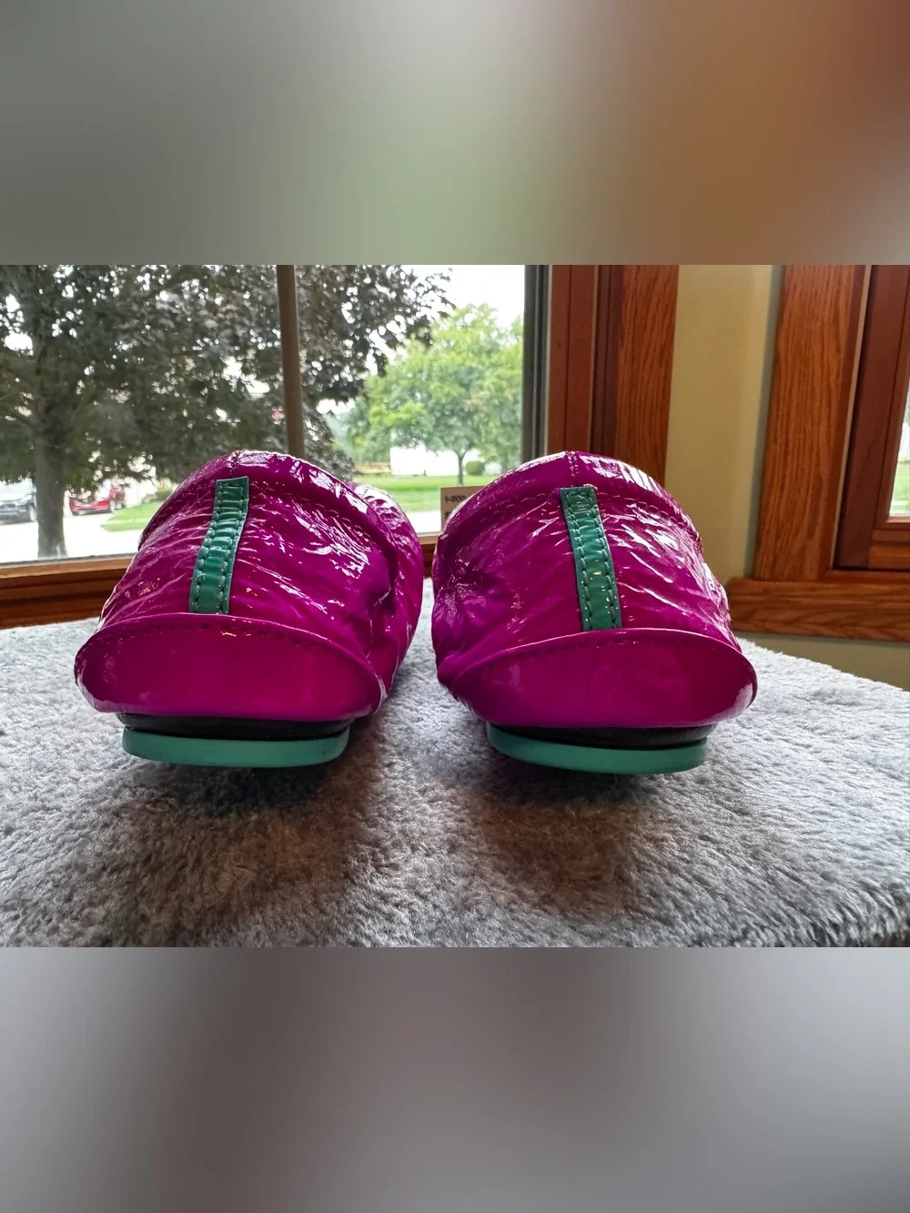 Size 6 Ultraviolet Tieks